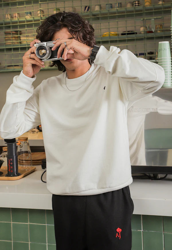 AJWET-06 UNISEX OFF-WHITE OVERSIZED SWEATER 1 PC