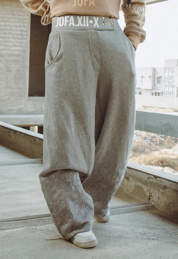 AJWPB-05 UNISEX WIDE LEG EMBROIDERED SWEATPANTS 1 PC