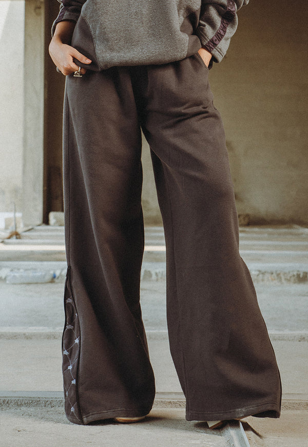 AJWPB-02 UNISEX WIDE LEGGED SWEATPANTS 1 PC