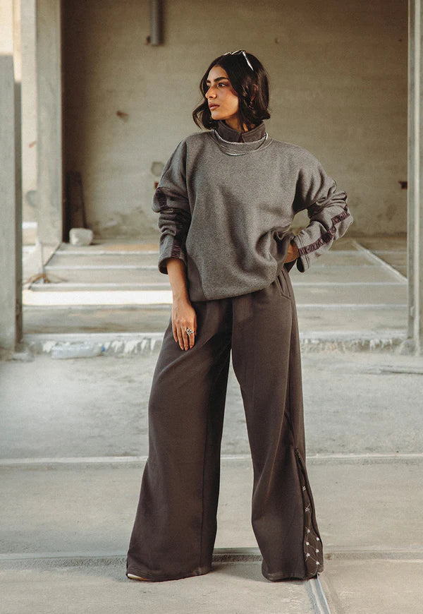 AJWPT-01 UNISEX COLLARED SWEATSHIRT 1 PC