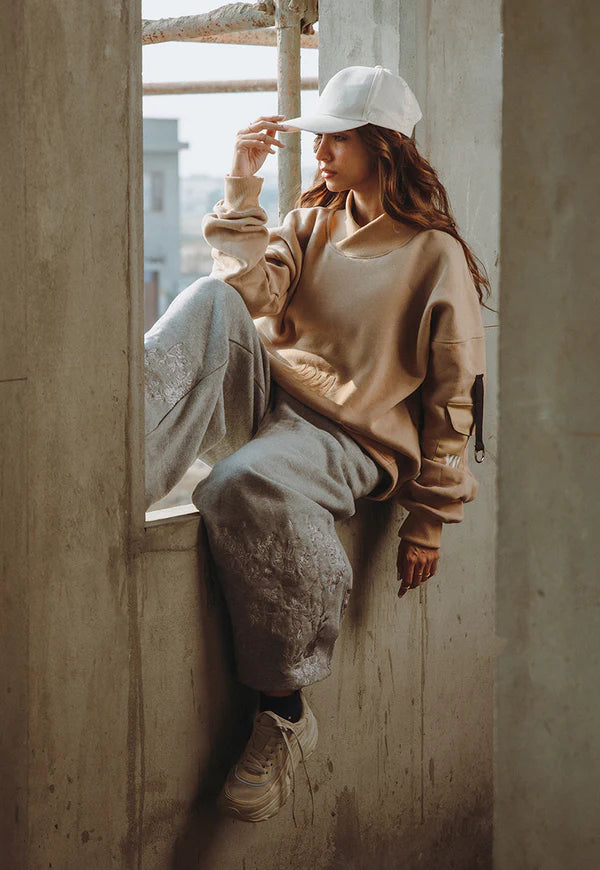 AJWPT-06 UNISEX KANGAROO POCKET SWEATER 1 PC